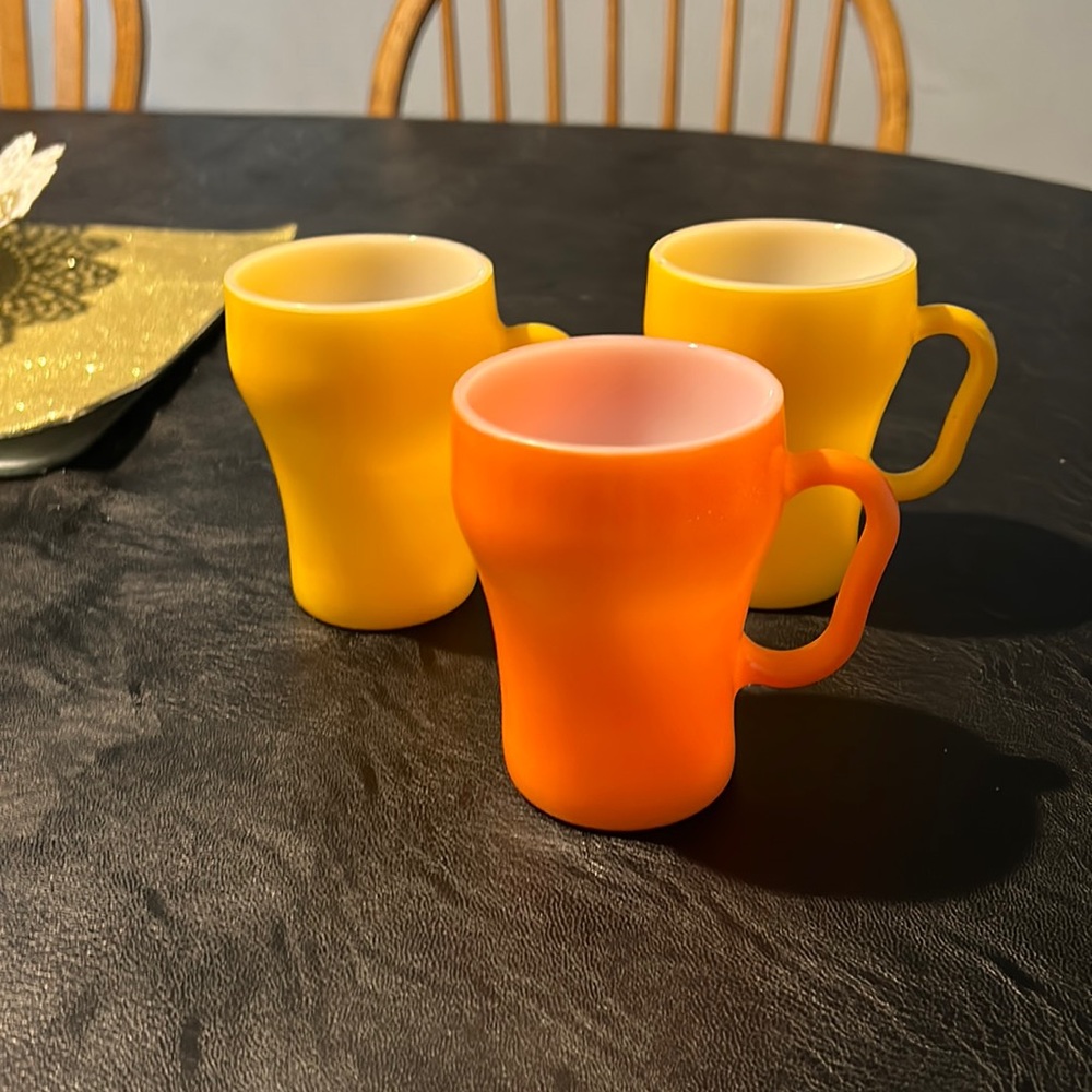 Set of 3 Vintage Anchor Hocking fire king soda mugs